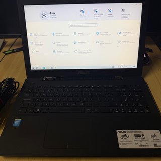 Asus i5 8GB 128GB SSD X554L sin cargador