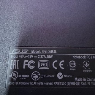 Asus i5 8GB 128GB SSD X554L sin cargador