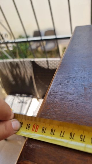 Cajonera rústica madera tallada