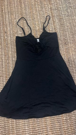 Varios vestidos cortos de verano. 5 € cada uno