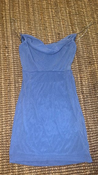 Varios vestidos cortos de verano. 5 € cada uno