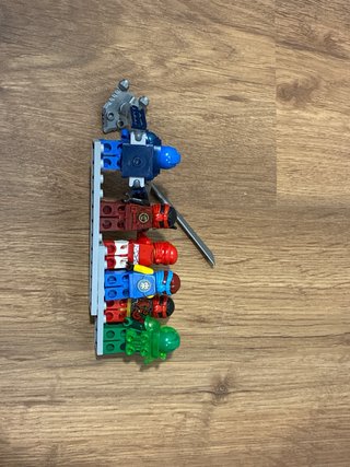 Lego figuritas :Colección  Ninjago y Guerreros