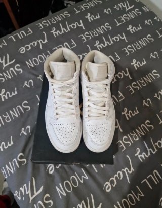 Nike Air Jordan 1 MID Blancas Talla 40.5