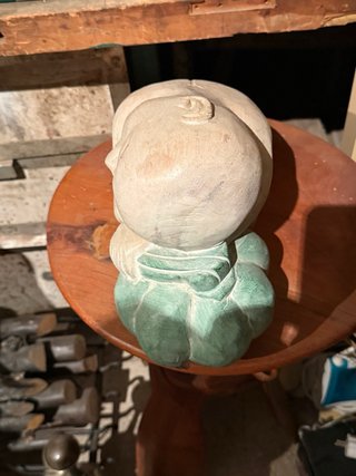 Escultura asiática durmiendo