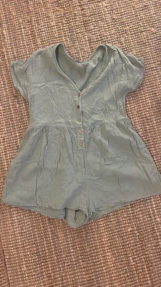 Varios vestidos cortos de verano. 5 € cada uno