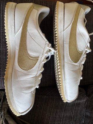 Zapatillas Nike Cortez Talla 37 Doradas