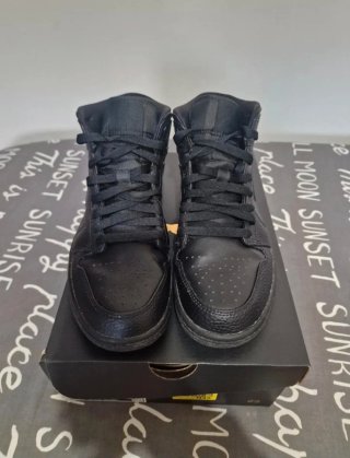 Nike Air Jordan 1 Negras Talla 40.5