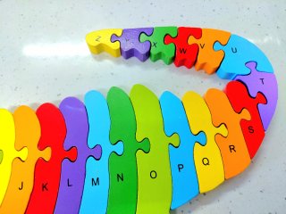 Puzzle Cocodrilo Letras ABC Madera