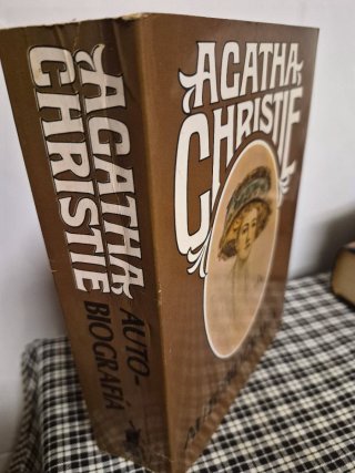 AGATHA CHRISTIE AUTOBIOGRAFÍA