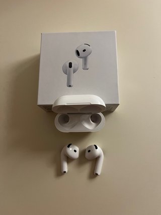 Apple AirPods 4 ANC con Custodia