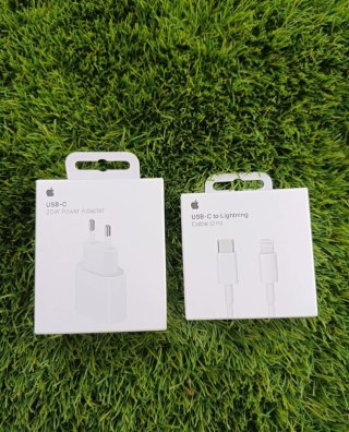 Caricatore Apple 20W USB-C e Cavo USB-C a Lightning