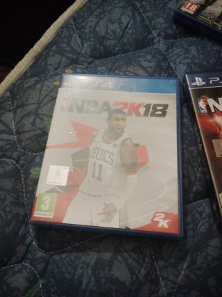 Controller PS4 + 5 Giochi