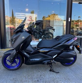 Yamaha XMAX 300 2025