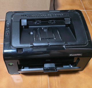 Stampante HP LaserJet P1102w Nero