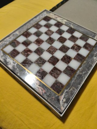 Tablero de ajedrez de mármol