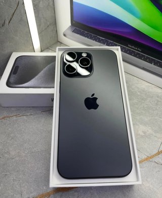 iPhone 15 Pro Max Nero Spaziale