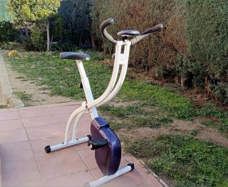 Bicicleta Estática Plegable