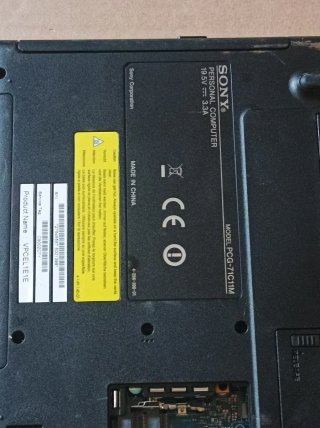 Sony Vaio PCG-71C11M Portatile