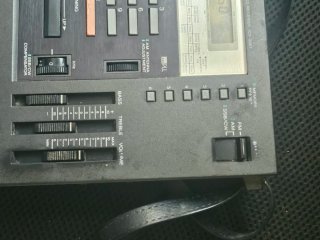 Radio Sony ICF-2001 FM/AM PLL ( NO WALLAPAY)