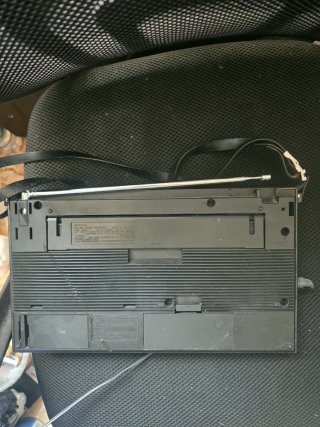 Radio Sony ICF-2001 FM/AM PLL ( NO WALLAPAY)
