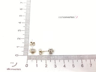 pendientes oro 18k con piedra con diamante