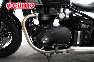 TRIUMPH BONNEVILLE BOBBER
