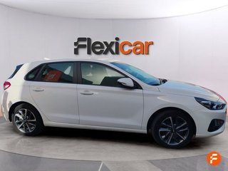 Hyundai i30 1.0 TGDI Klass Fastback LRR