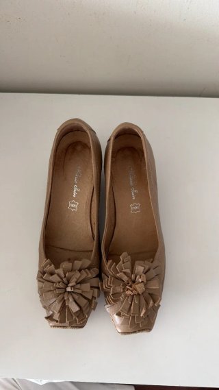 Zapatos María Jaén flor