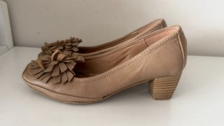 Zapatos María Jaén flor