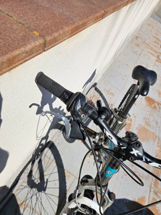 Bicicleta de montaña CONOR 590
