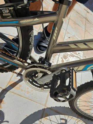 Bicicleta de montaña CONOR 590