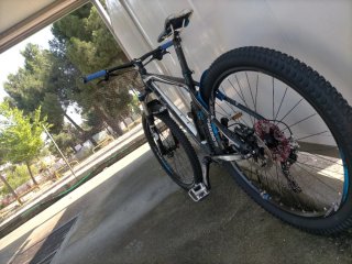 Bicicleta Cube LTD PRO 27,5 Aluminio Modificada