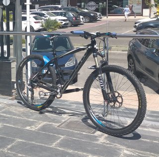 Bicicleta Cube LTD PRO 27,5 Aluminio Modificada