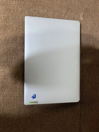 Portátil Lenovo Plata