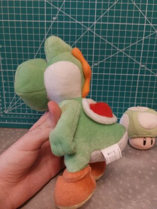 Peluche di Yoshi + Fungo verde, Nintendo
