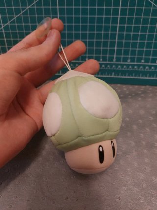 Peluche di Yoshi + Fungo verde, Nintendo