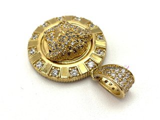 colgante oro 18k
