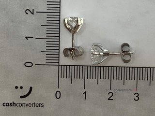 pendientes oro 18k con diamante de laboratorio