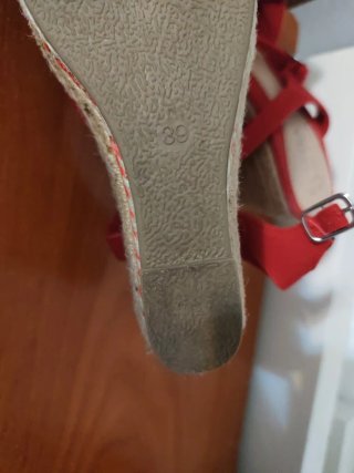 Sandalias Rojas con Lazo