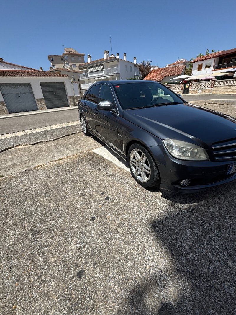 Mercedes-Benz Clase C 2007 - foto 1