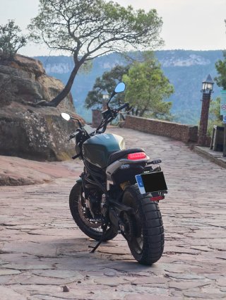 Benelli Leoncino 800 Trail Verde (Forest Green)