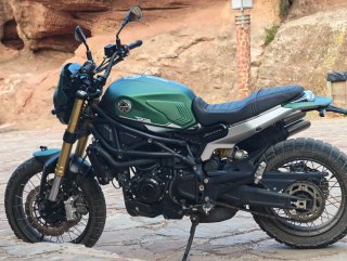Benelli Leoncino 800 Trail Verde (Forest Green)