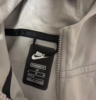 Sudadera Nike Tech Gris