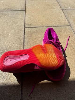 Zapatos Baloncesto Nike GT Hustle 3 Rosa/Morado