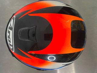 Casco Arai Sakata Quantum