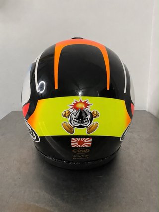 Casco Arai Sakata Quantum