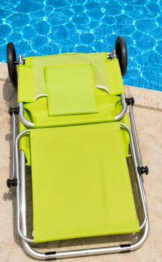 2 Tumbona carro plegable con rueda   por 30€