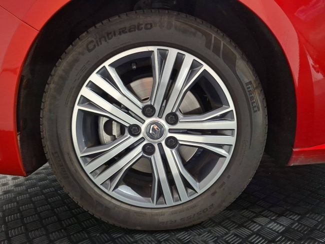 Renault Mégane 2022, foto 13