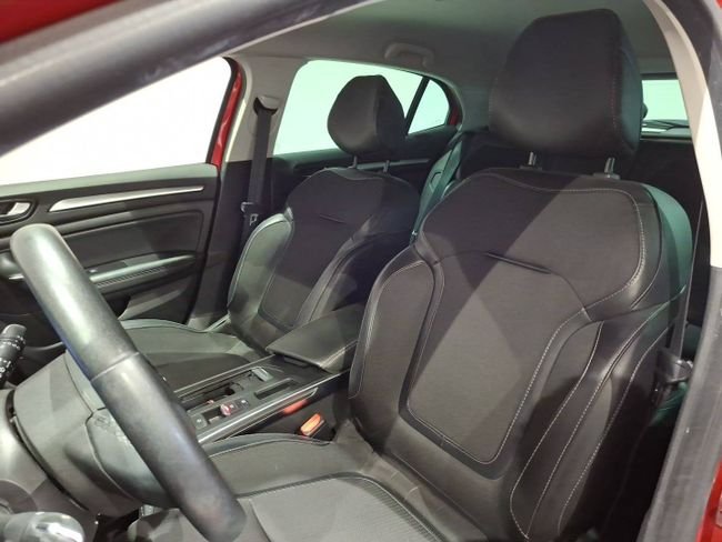 Renault Mégane 2022, foto 19