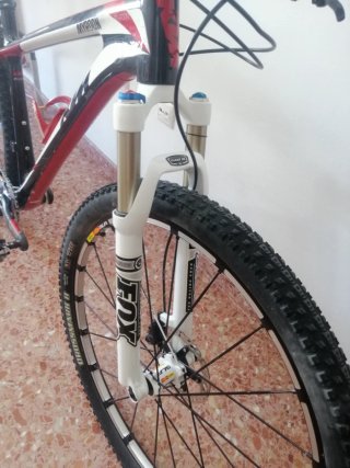 Bicicleta KTM myroon Montaña